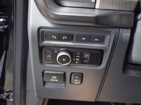 Used 2023 Ford F150 Platinum w/ Equipment Group 701A High image 16