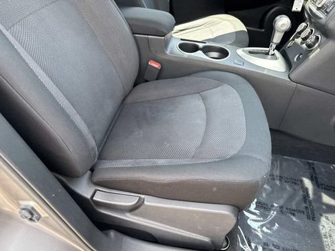 Used 2012 Nissan Rogue S FWD image 10