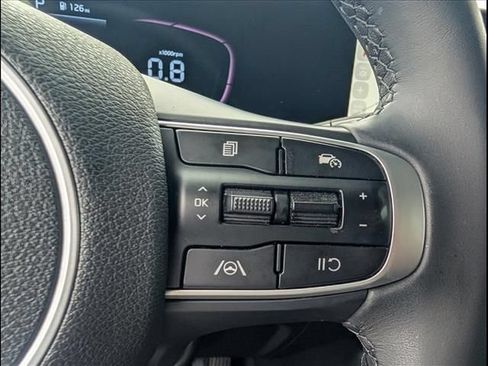 Used 2024 Kia Sportage EX FWD image 17