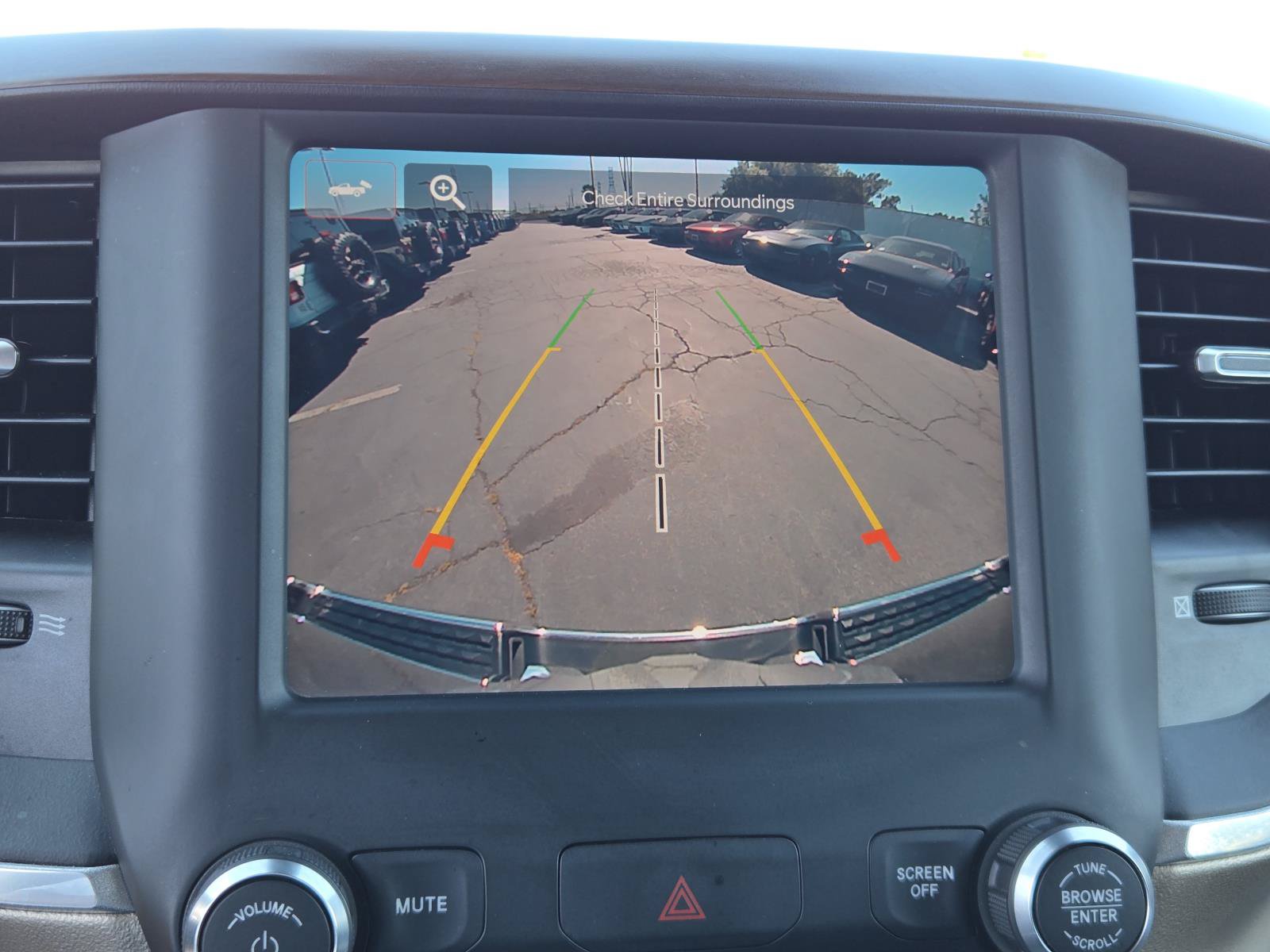 Used 2022 RAM 1500 Laramie AWD/4WD image 8