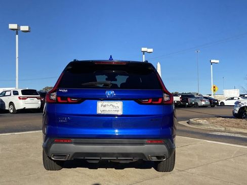 Used 2023 Honda CR-V Sport image 9