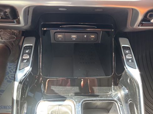 Used 2023 Kia Sorento SX Prestige AWD/4WD image 5