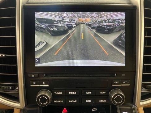 Used 2017 Porsche Cayenne S Platinum w/ Premium Package Plus (Pjy) AWD/4WD image 18