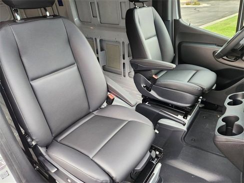 New 2025 Mercedes-Benz Sprinter 2500 image 15