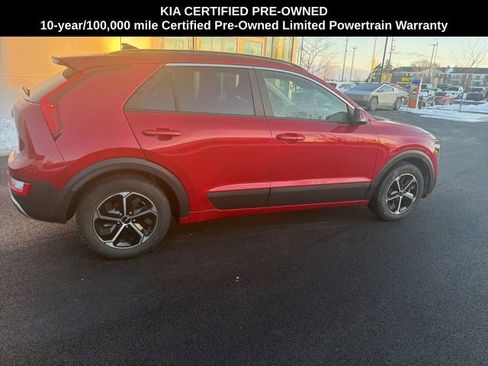 Certified 2023 Kia Niro EX image 13
