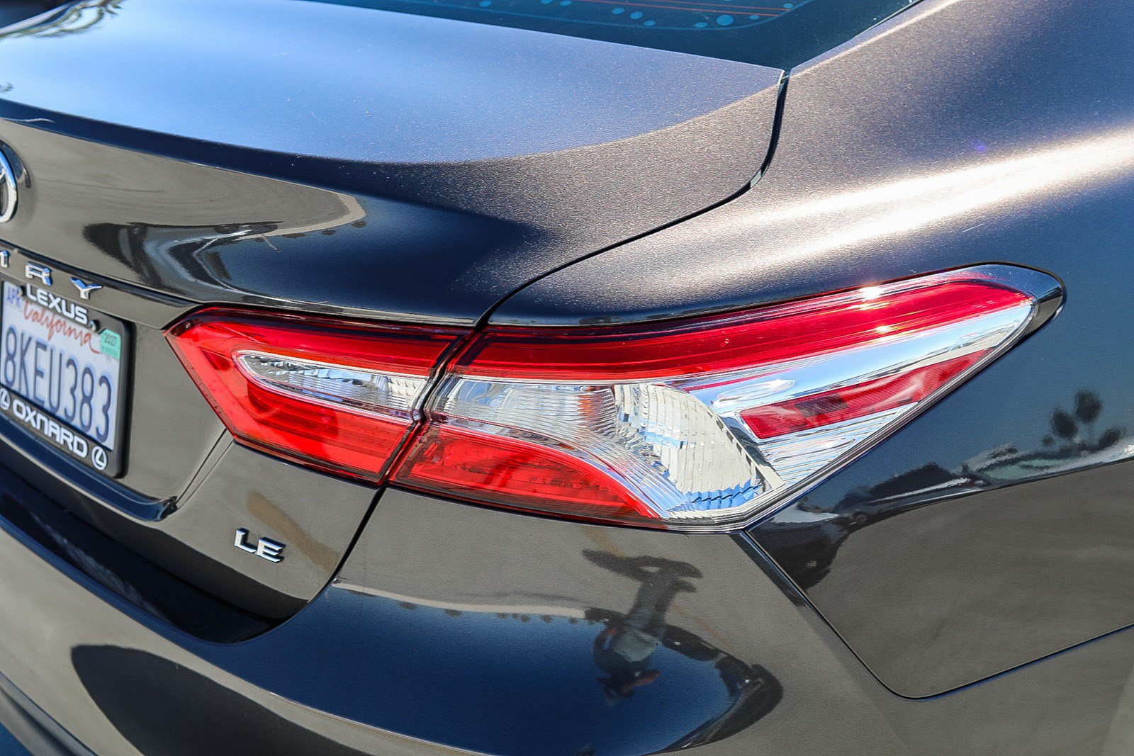Used 2019 Toyota Camry LE w/ Carpet Mat Package FWD image 9