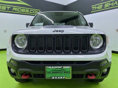 Used 2016 Jeep Renegade Trailhawk AWD/4WD image 3