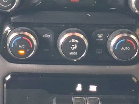 Used 2022 RAM 1500 Lone Star AWD/4WD image 5
