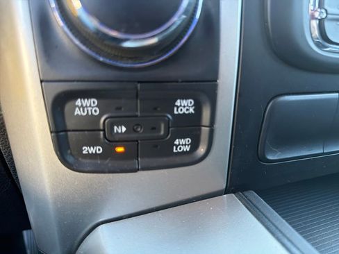 Used 2018 RAM 1500 Lone Star image 23