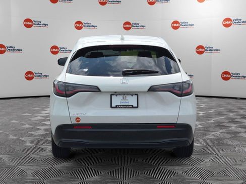 Certified 2026 Honda HR-V LX image 6