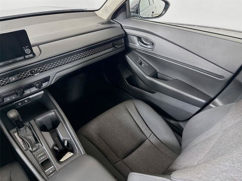 Used 2024 Honda Accord EX image 24