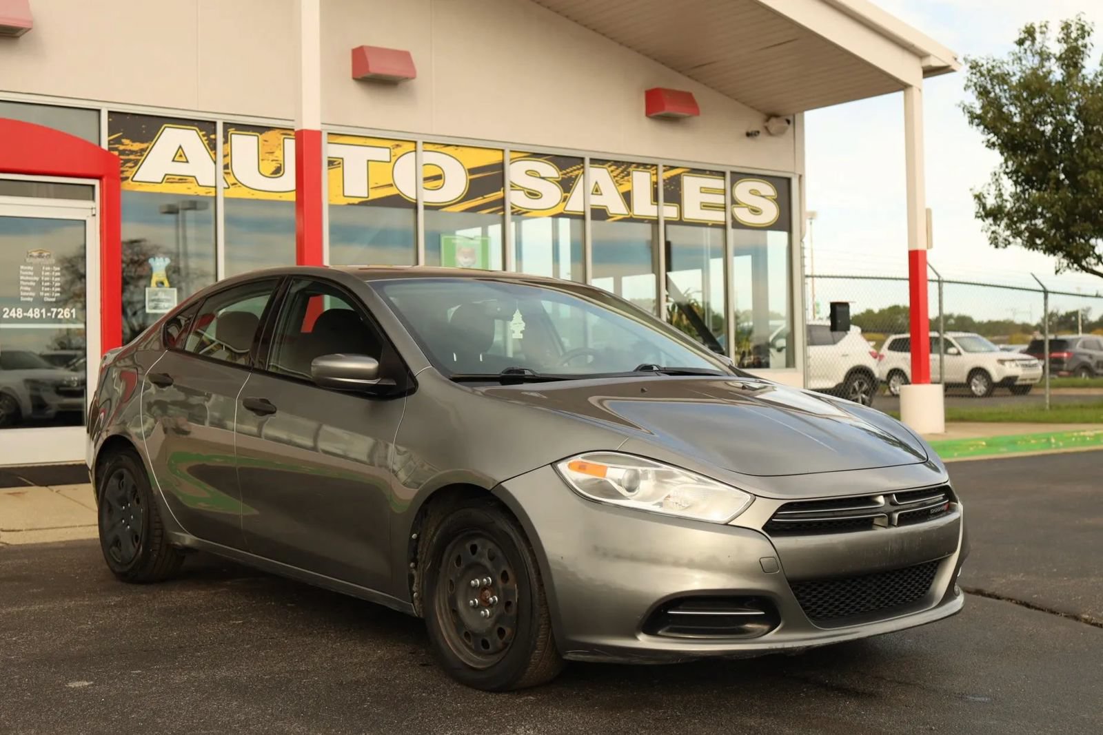 Used 2013 Dodge Dart SE w/ Value Group FWD image 3