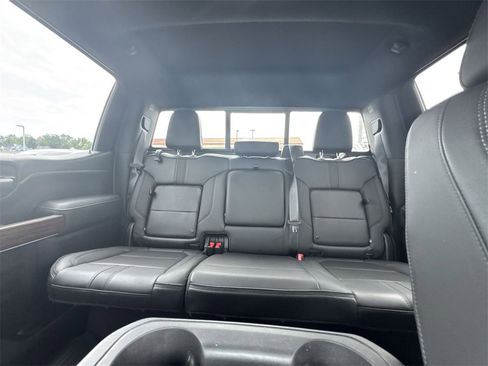 Used 2021 Chevrolet Silverado 1500 High Country image 13