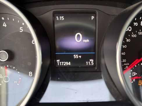 Used 2019 Volkswagen Tiguan SE w/ Panoramic Sunroof Package AWD/4WD image 17