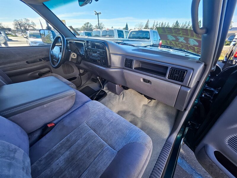 Used 1997 Dodge Ram 2500 Truck 4x4 Club Cab image 18