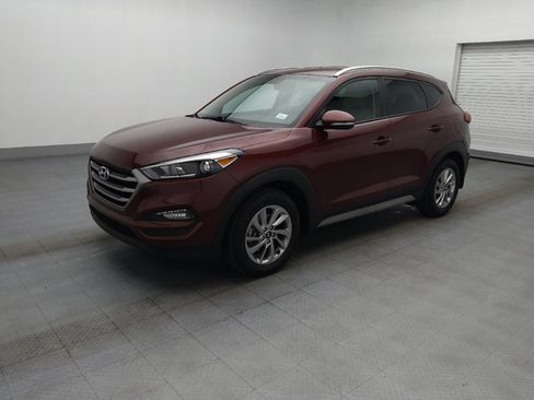 Used 2017 Hyundai Tucson SE Plus AWD/4WD image 2