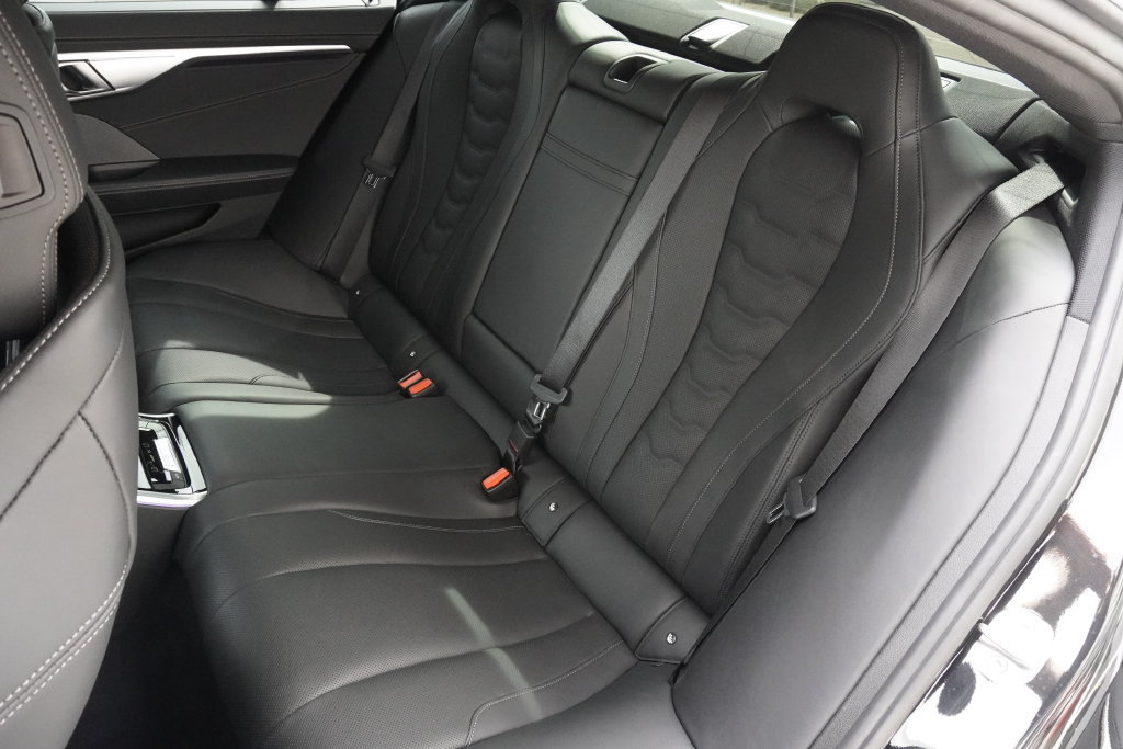 Used 2026 BMW M850i xDrive AWD/4WD image 28