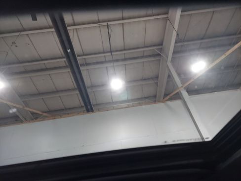 Used 2022 GMC Sierra 1500 AT4 w/ AT4 Preferred Package AWD/4WD image 15