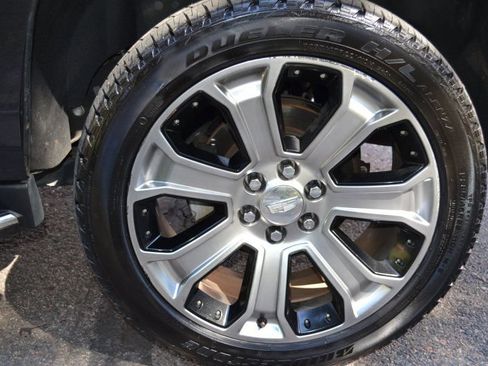 Used 2018 Cadillac Escalade Luxury AWD/4WD image 38
