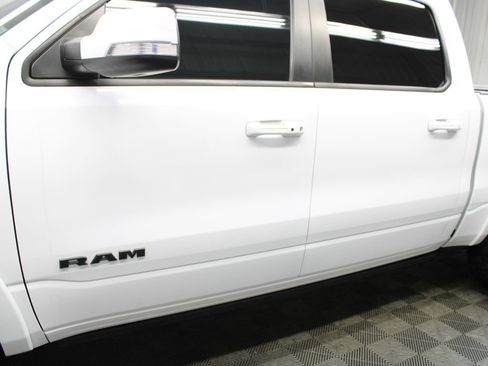 Used 2020 RAM 1500 Laramie AWD/4WD image 46