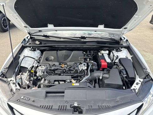 Used 2024 Toyota Camry XLE w/ Cold Weather Package FWD image 27