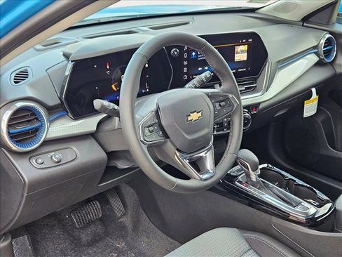 New 2026 Chevrolet Trax LT w/ Driver Confidence Package image 3