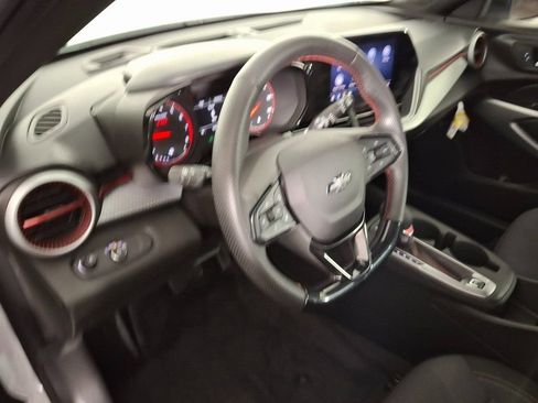 Used 2024 Chevrolet Trax RS w/ Driver Confidence Package image 11