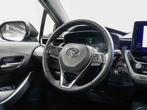 Certified 2024 Toyota Corolla SE w/ SE Premium Package FWD image 16