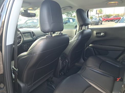 Used 2020 Jeep Compass Latitude w/ Popular Equipment Group image 11