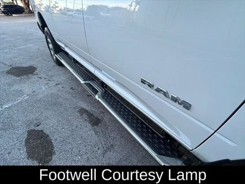 Certified 2026 RAM 2500 Big Horn AWD/4WD image 36