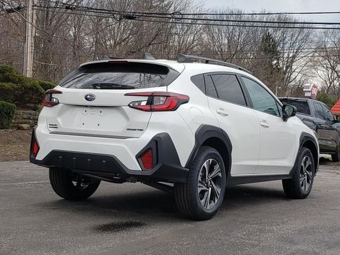 Used 2026 Subaru Crosstrek 2.0i Premium image 3
