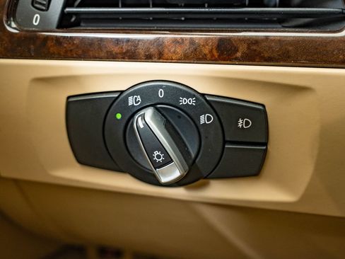 Used 2010 BMW 328i Sedan RWD image 26