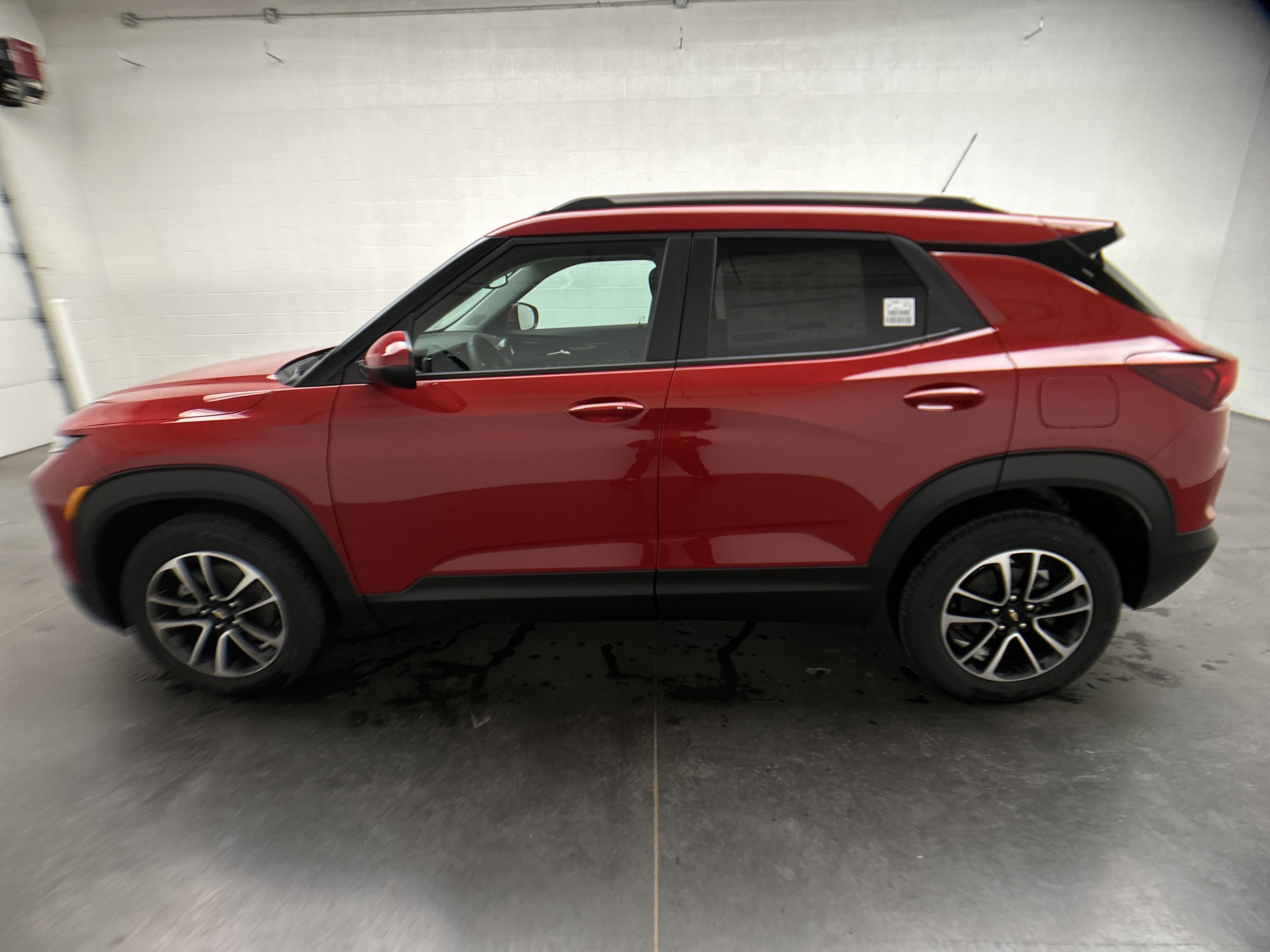 New 2026 Chevrolet TrailBlazer LT w/ Convenience Package FWD image 6