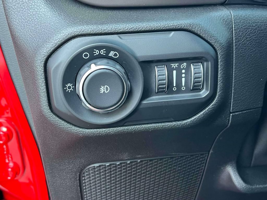 Used 2020 Jeep Wrangler Sport AWD/4WD image 21