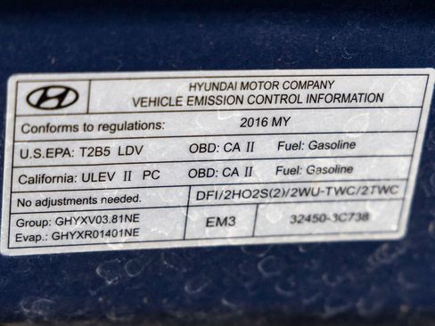 Used 2016 Hyundai Genesis Coupe 3.8 image 30