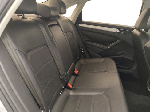 Used 2019 Volkswagen Passat 2.0T Wolfsburg FWD image 19