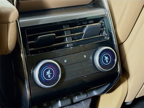 Used 2024 Land Rover Range Rover Sport SE image 27