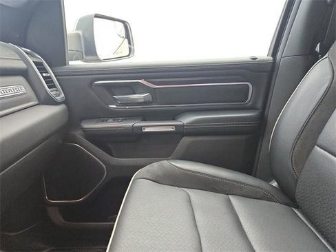 Used 2024 RAM 1500 Laramie image 11