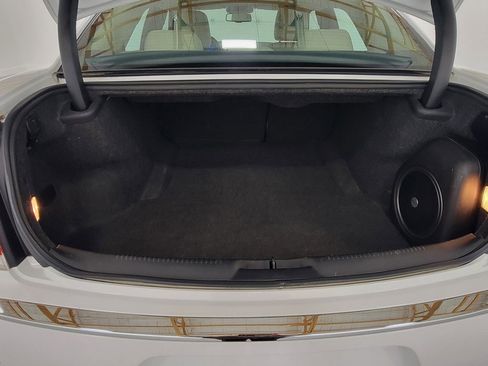 Used 2019 Chrysler 300 Touring L w/ Quick Order Package 22F image 29