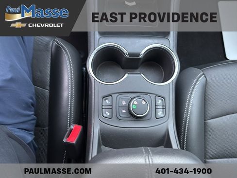 Certified 2022 GMC Terrain SLT image 14