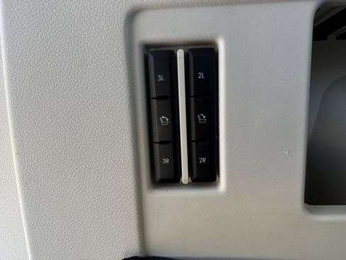 Used 2022 Lincoln Navigator Black Label image 34