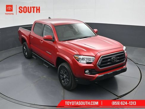 Used 2023 Toyota Tacoma SR5 AWD/4WD image 44