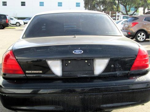 Used 2011 Ford Crown Victoria Police Interceptor w/ Trunk Pack image 4