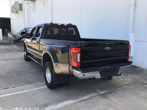 Used 2022 Ford F350 Lariat w/ Lariat Ultimate Package AWD/4WD image 4