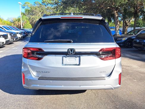 New 2026 Honda Odyssey Elite image 5