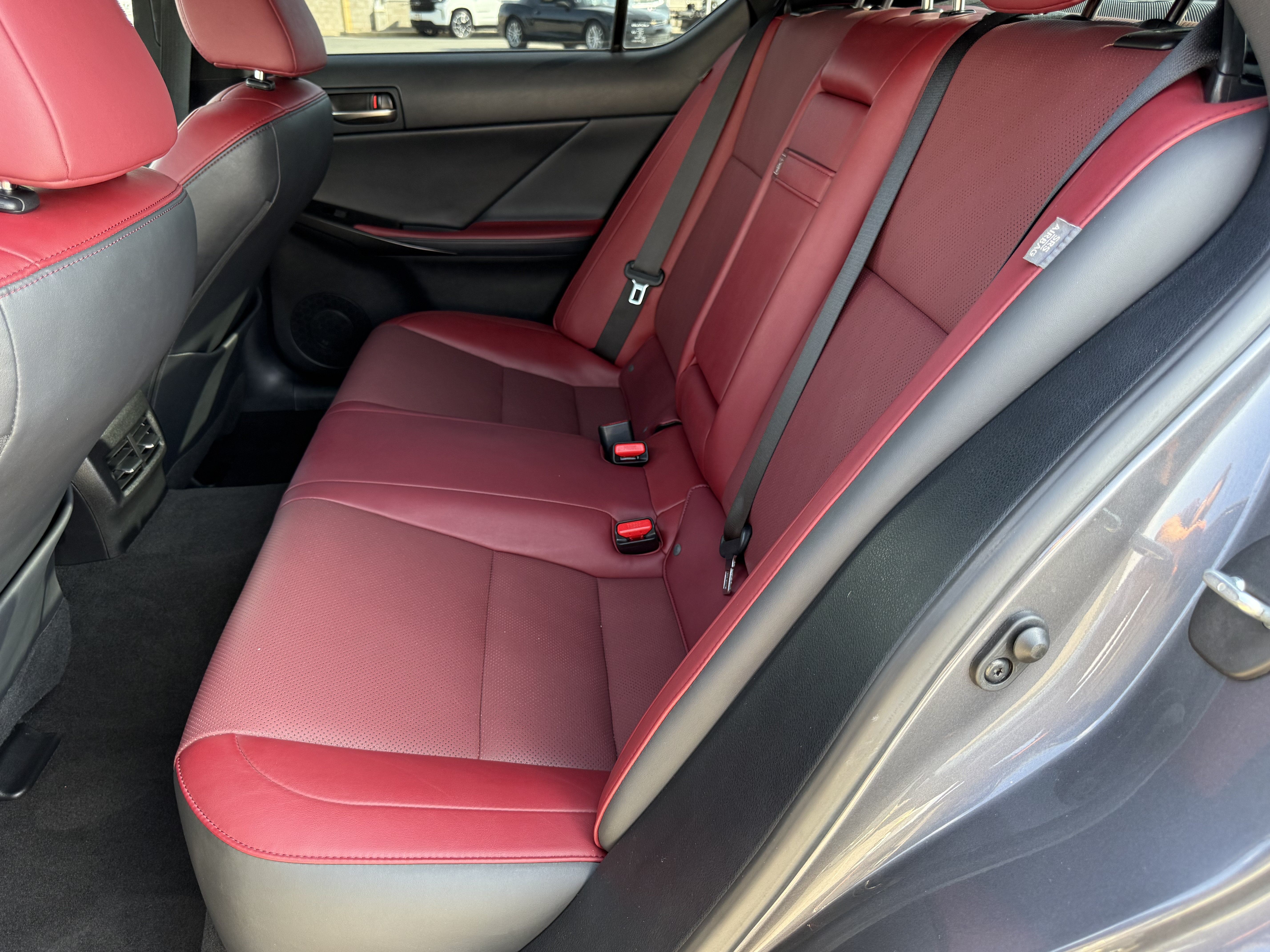 Certified 2024 Lexus IS 300 F Sport RWD image 28
