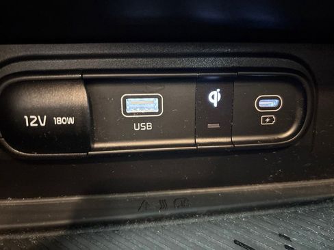 Used 2023 Kia Sportage X-Line AWD/4WD image 25