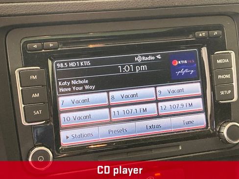 Used 2012 Volkswagen Jetta SE FWD image 3