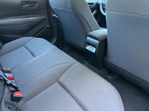 Used 2023 Toyota Corolla LE FWD image 29