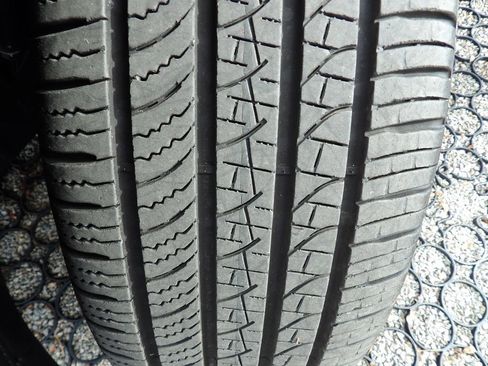 Certified 2024 Volvo XC60 T8 Core w/ Protection Package image 31